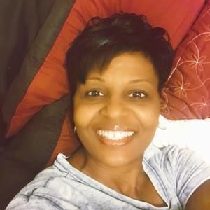 Meet your Posher, Beverly